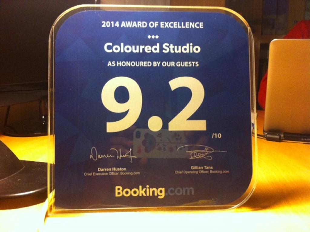 Coloured Studio Faro Room photo