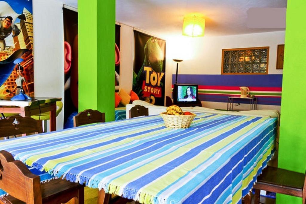 Coloured Studio Faro Room photo
